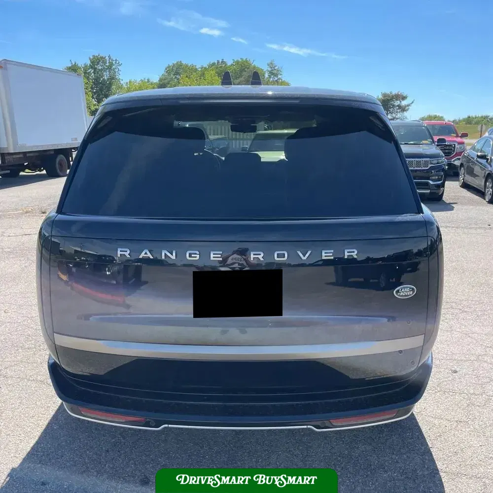 2023 Land Rover Range Rover P530 SE