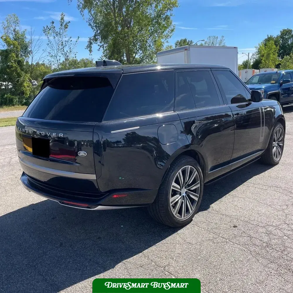 2023 Land Rover Range Rover P530 SE