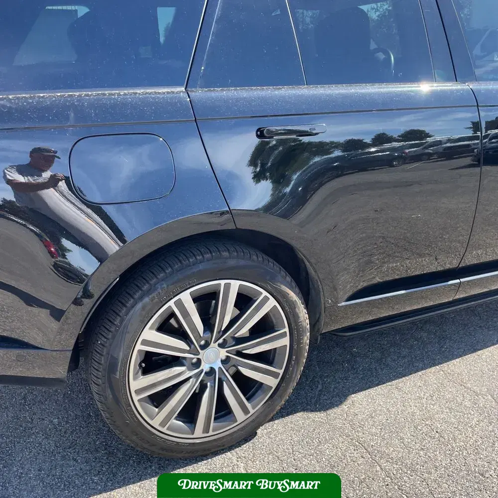 2023 Land Rover Range Rover P530 SE