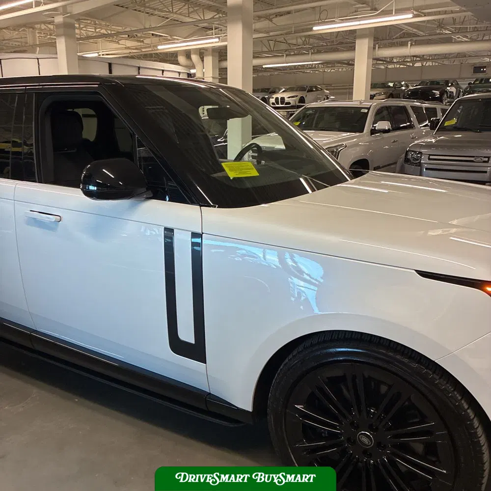 2024 Land Rover Range Rover P530 SE