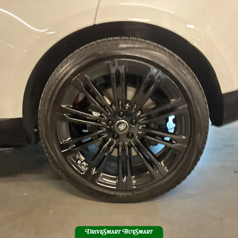 2024 Land Rover Range Rover P530 SE