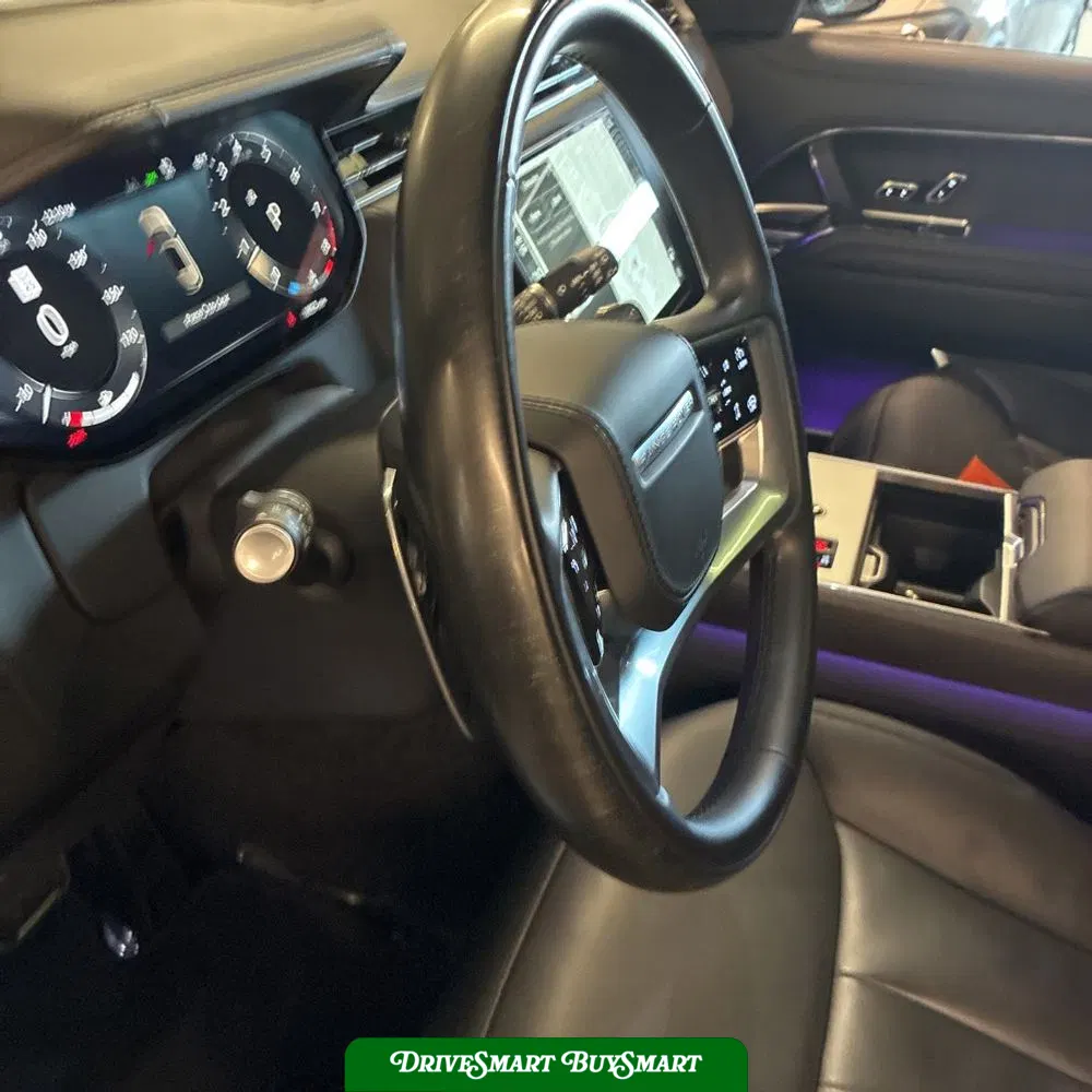 2024 Land Rover Range Rover P530 SE