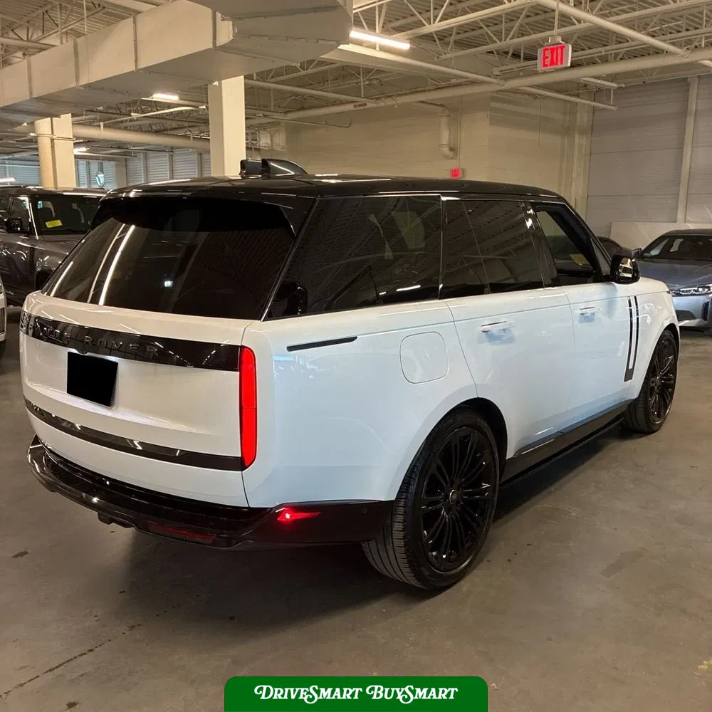 2024 Land Rover Range Rover P530 SE