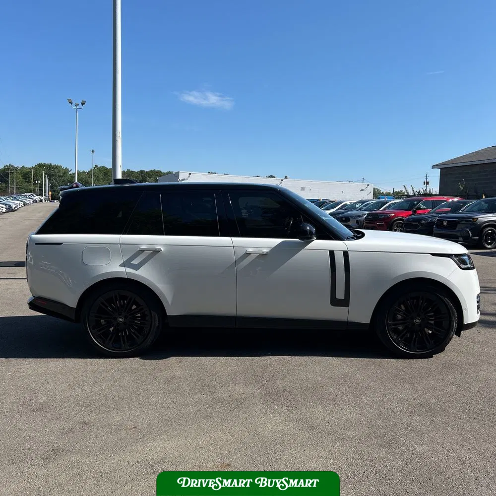 2024 Land Rover Range Rover P530 SE