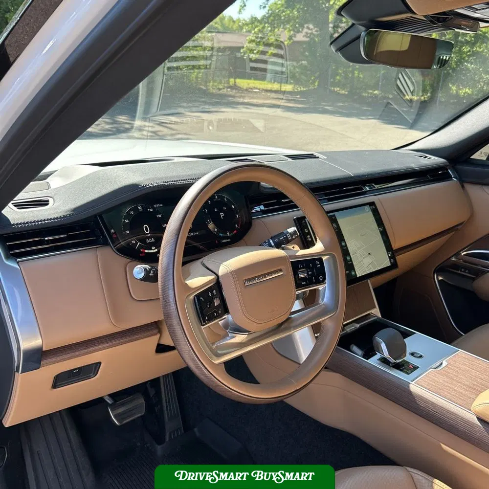 2024 Land Rover Range Rover P530 SE