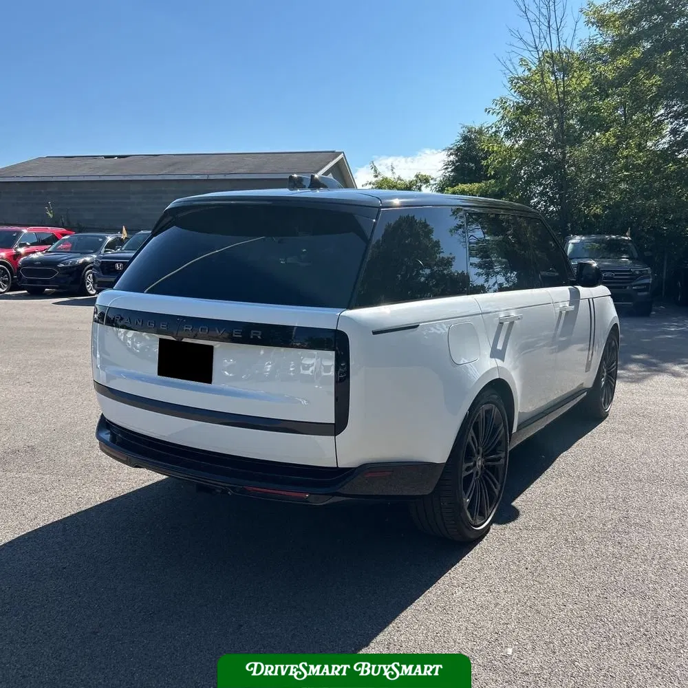 2024 Land Rover Range Rover P530 SE