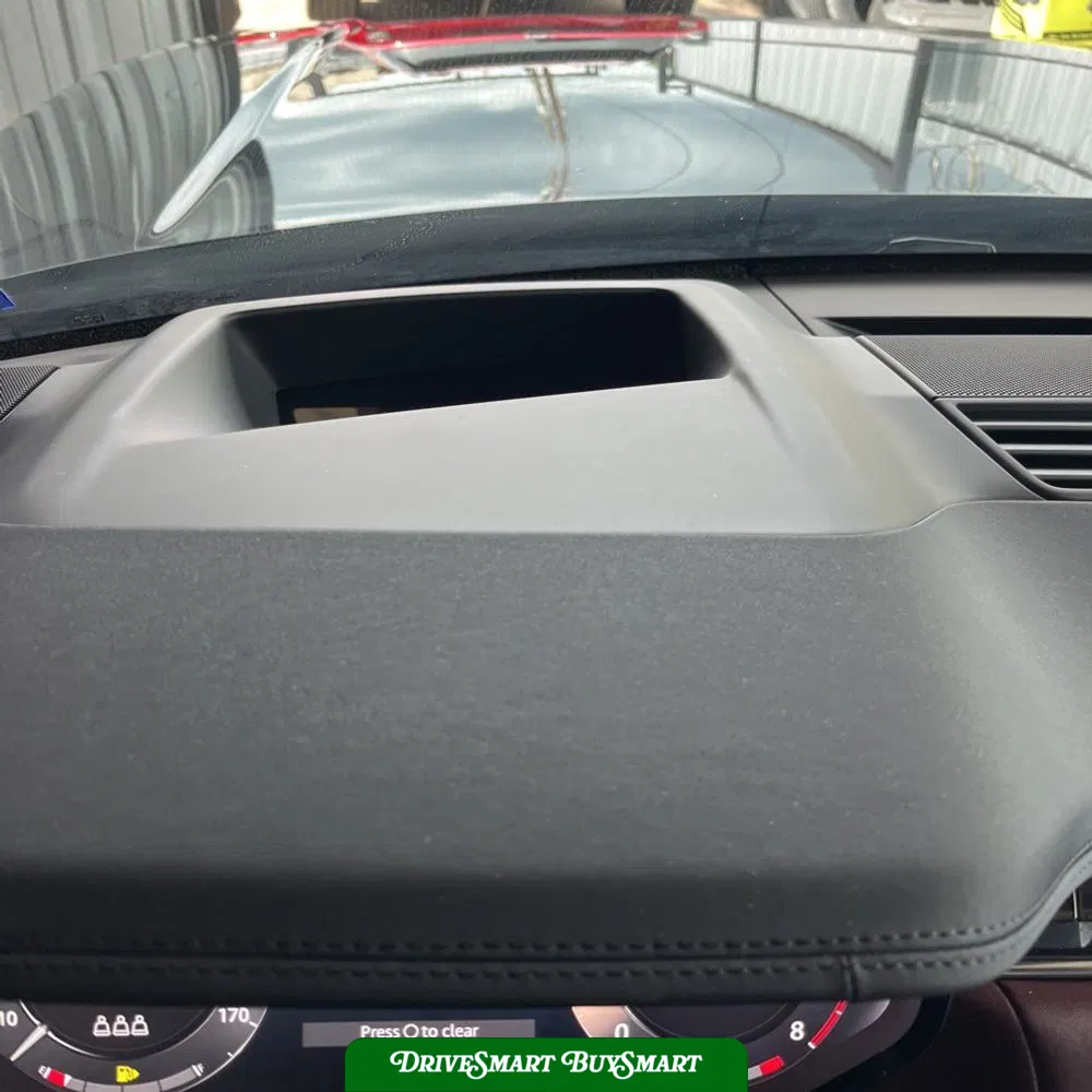 2024 Land Rover Range Rover P530 SE