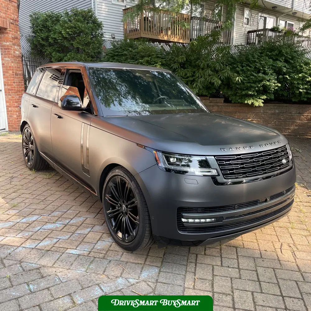 2025 Land Rover Range Rover SE P530