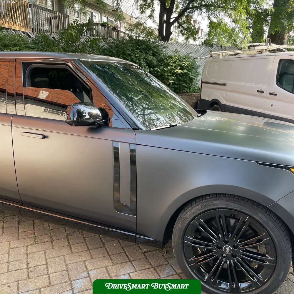 2025 Land Rover Range Rover SE P530