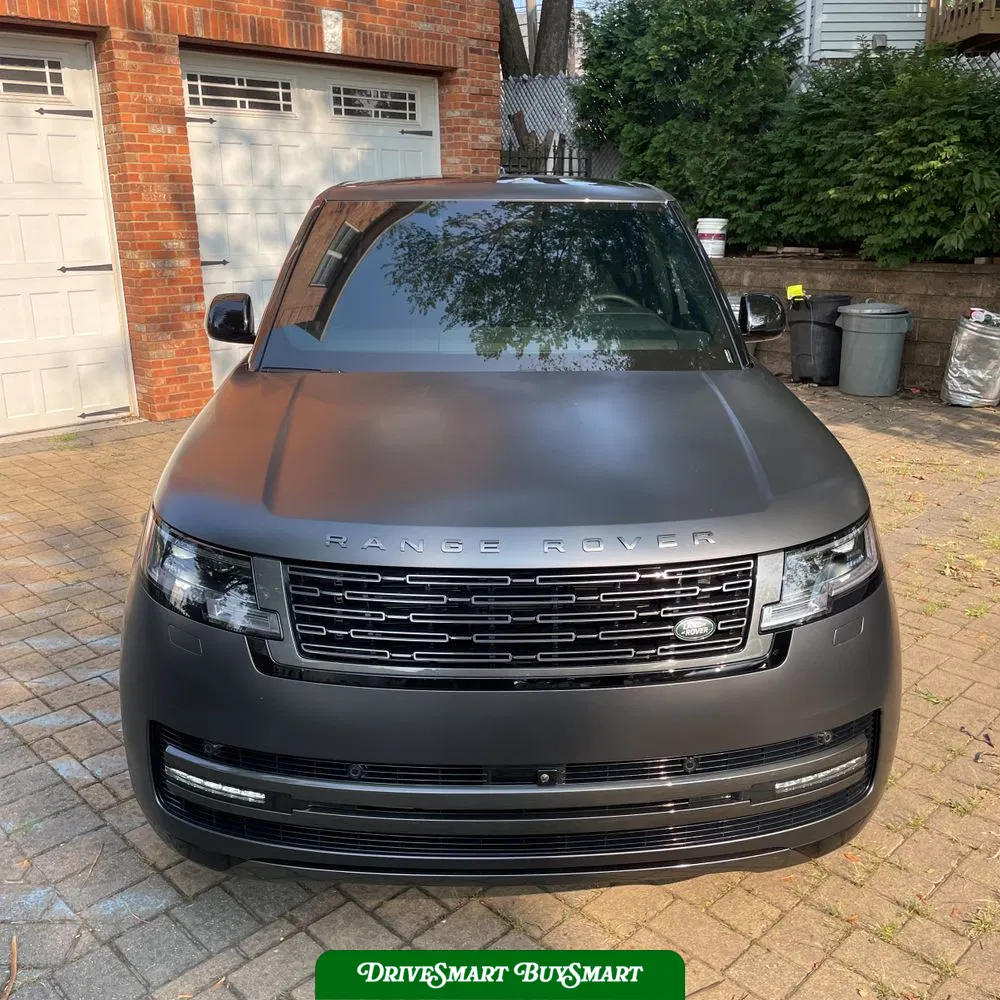 2025 Land Rover Range Rover SE P530