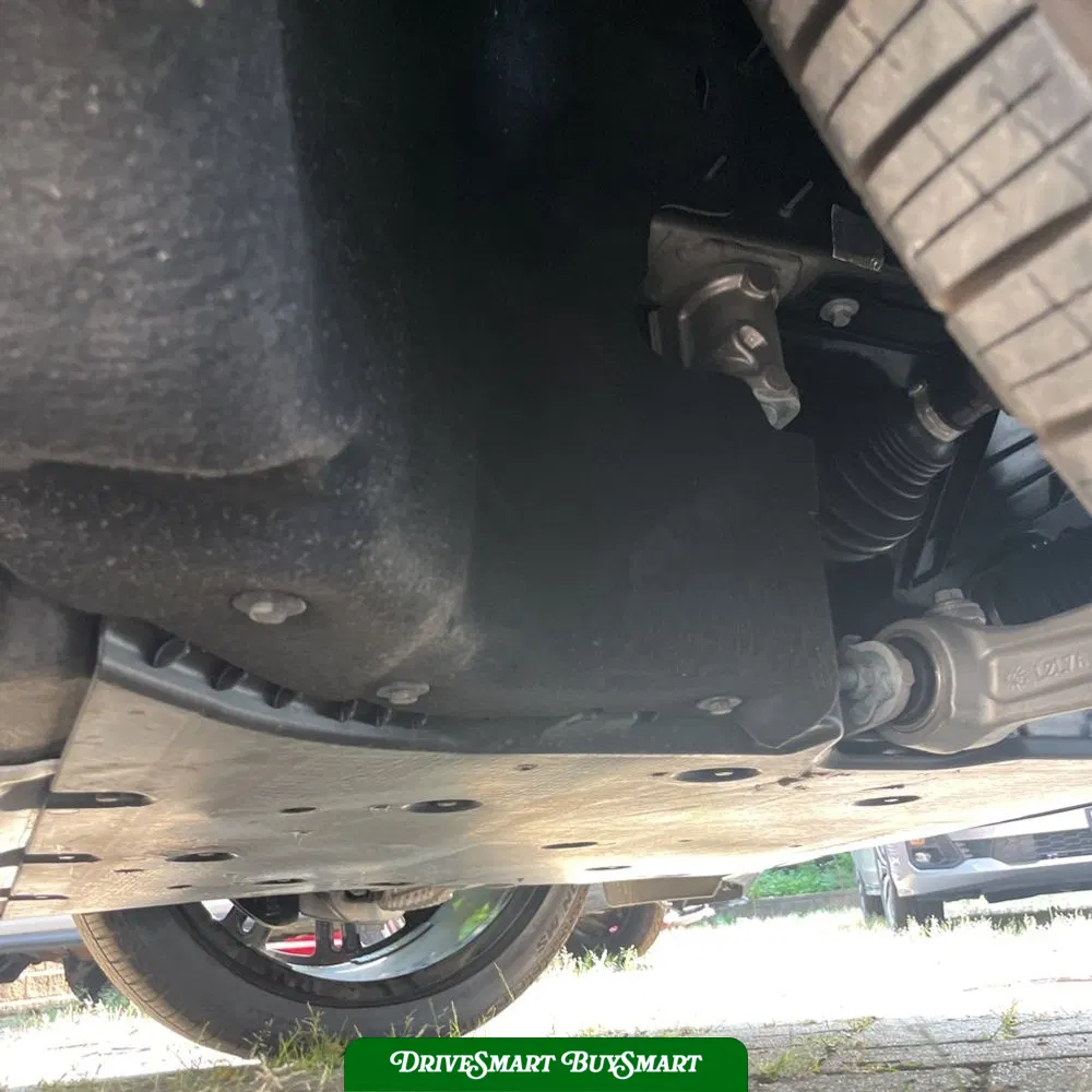 2025 Land Rover Range Rover SE P530