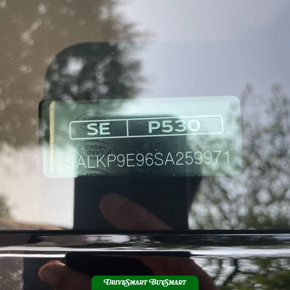 2025 Land Rover Range Rover SE P530