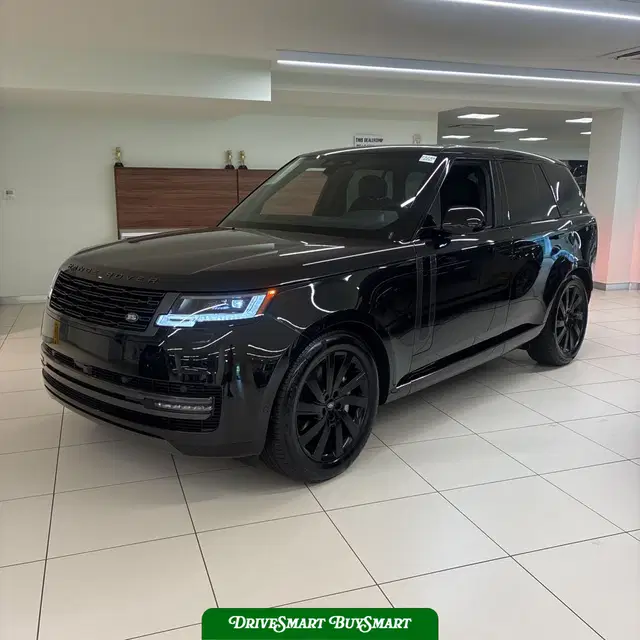 2025 Land Rover Range Rover SE P400
