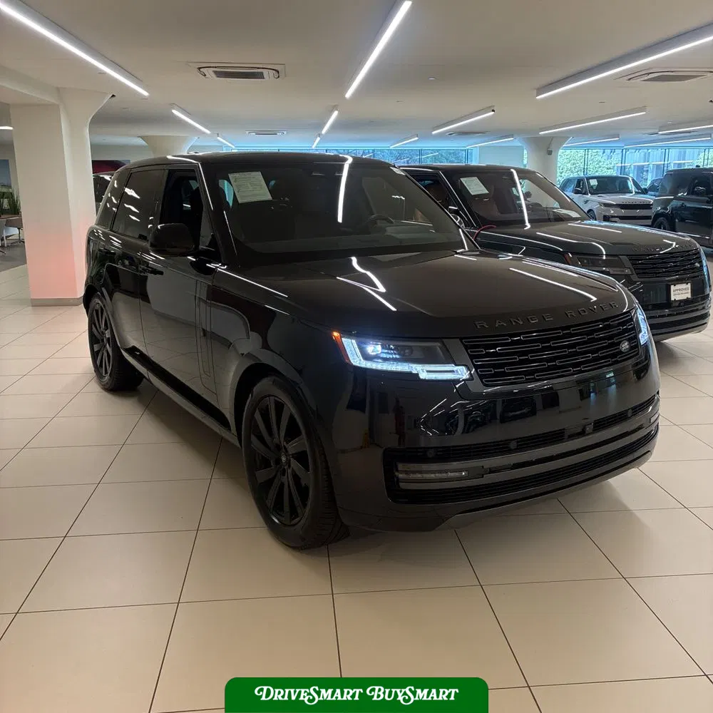 2025 Land Rover Range Rover SE P400