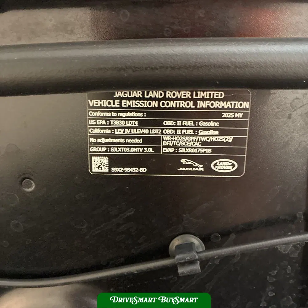 2025 Land Rover Range Rover SE P400