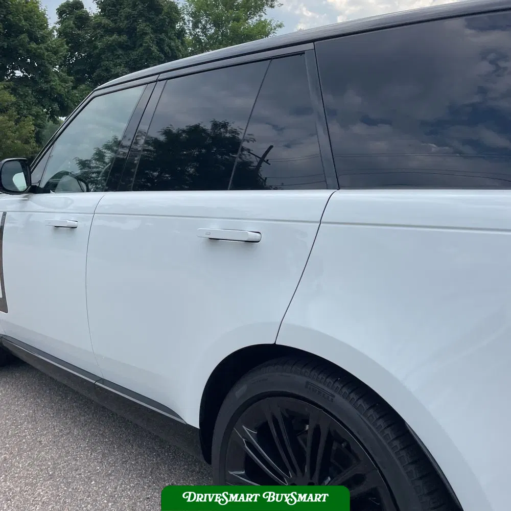 2025 Land Rover Range Rover P400 SE