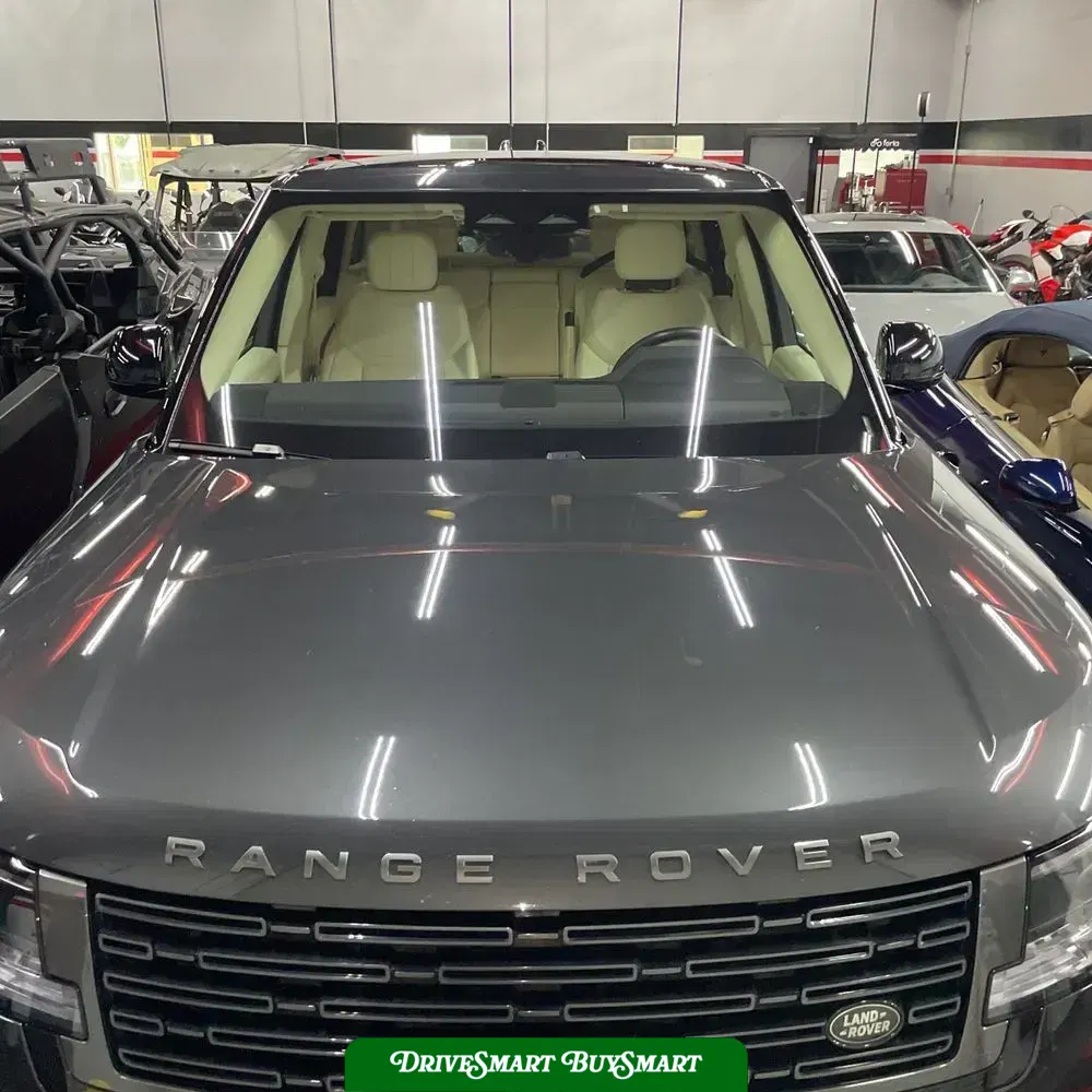 2023 Land Rover Range Rover SE