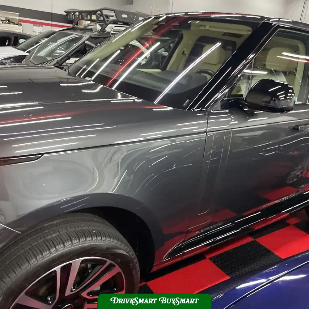 2023 Land Rover Range Rover SE
