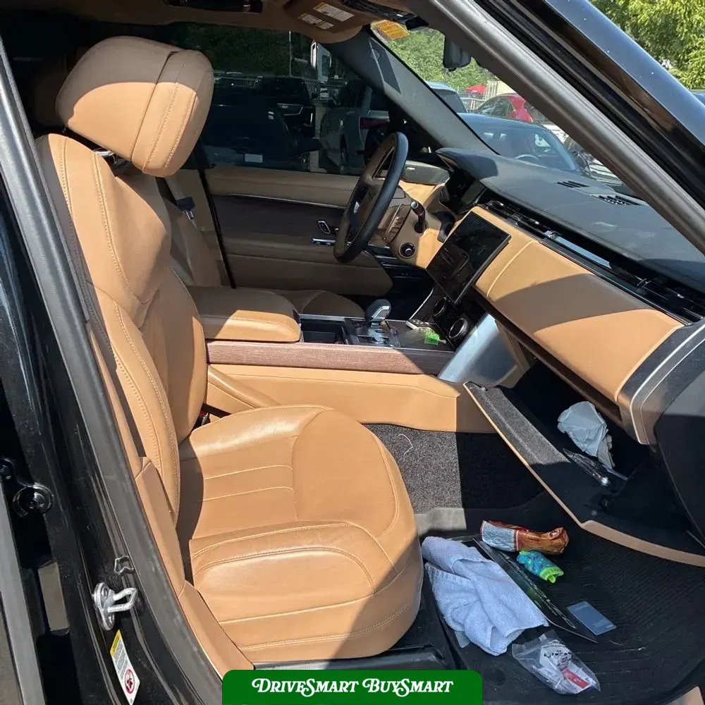 2023 Land Rover Range Rover SE
