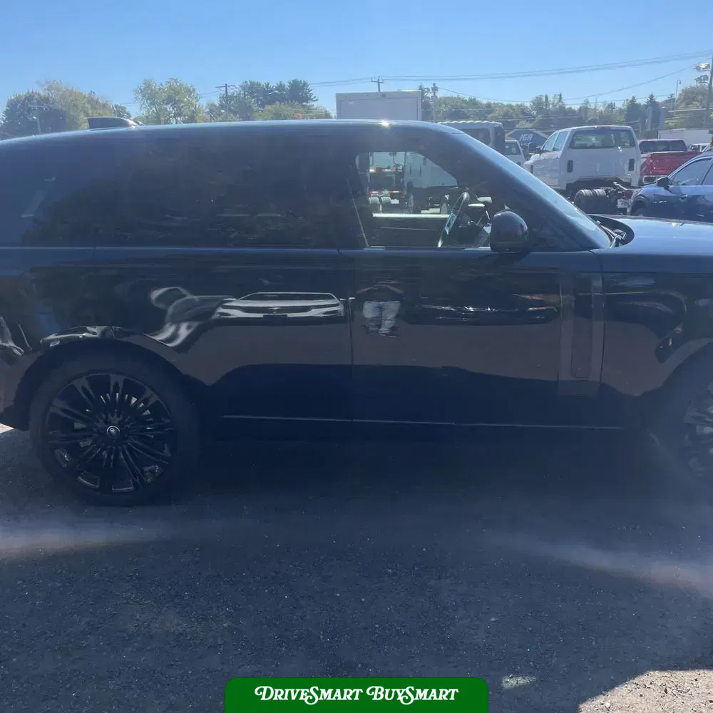 2023 Land Rover Range Rover SE