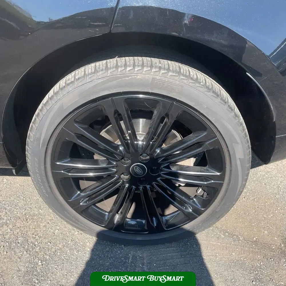 2023 Land Rover Range Rover SE