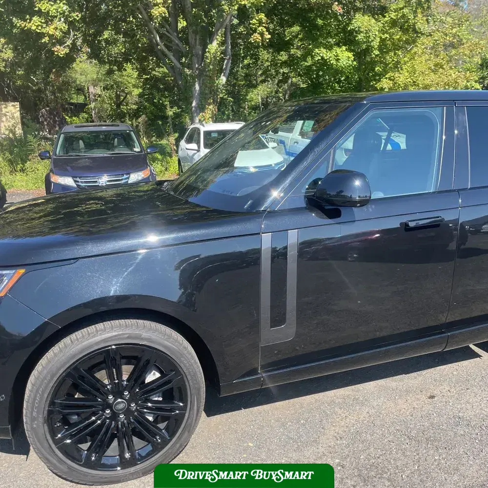 2023 Land Rover Range Rover SE