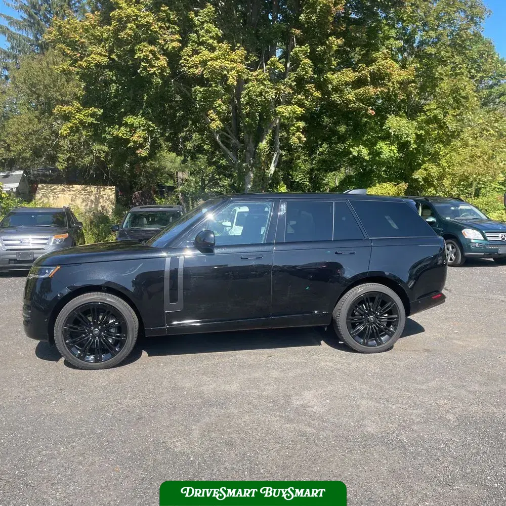 2023 Land Rover Range Rover SE