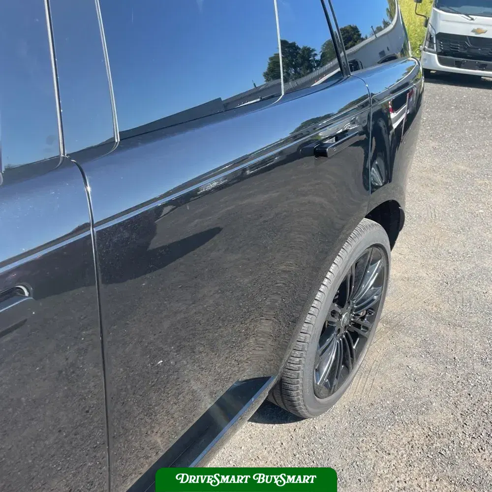 2023 Land Rover Range Rover SE