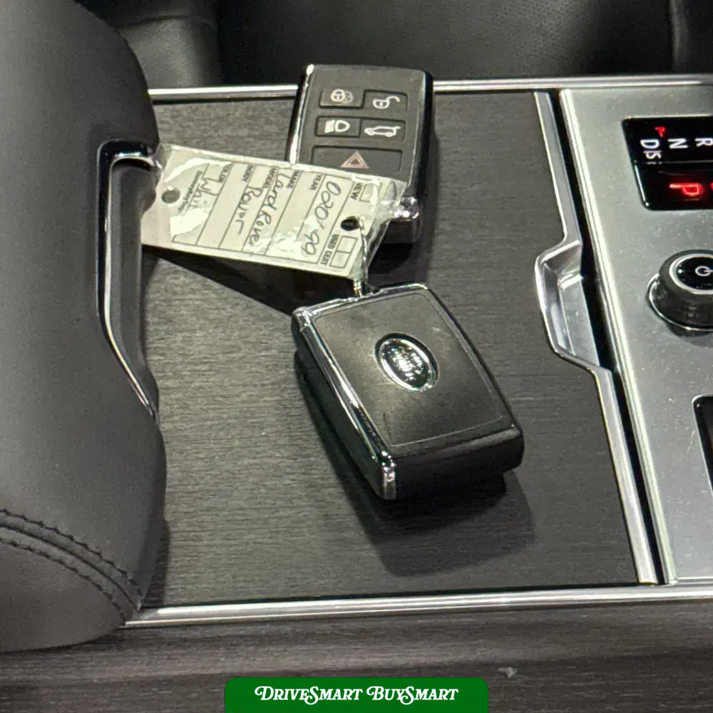 2023 Land Rover Range Rover P530 SE LWB