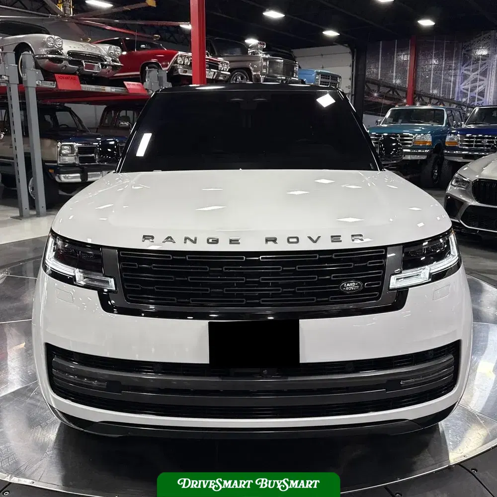 2023 Land Rover Range Rover P530 SE LWB
