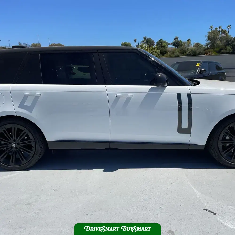 2023 Land Rover Range Rover SE