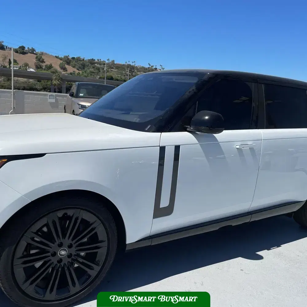 2023 Land Rover Range Rover SE