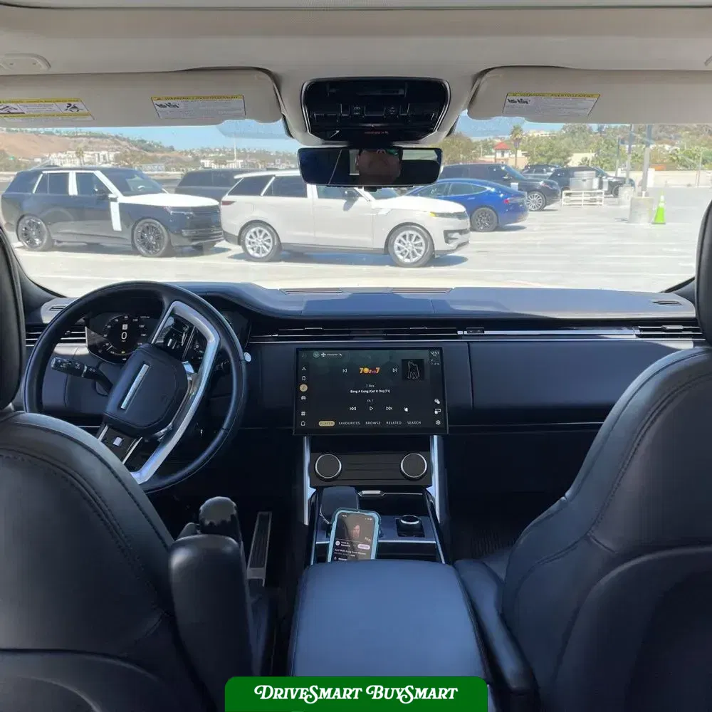 2023 Land Rover Range Rover SE