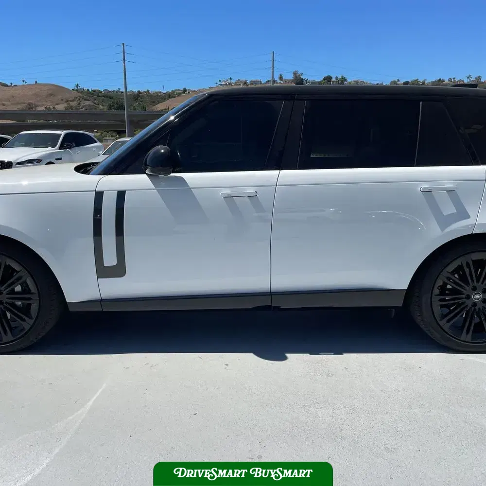 2023 Land Rover Range Rover SE