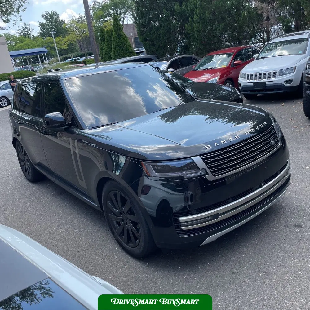 2024 Land Rover Range Rover SE P400