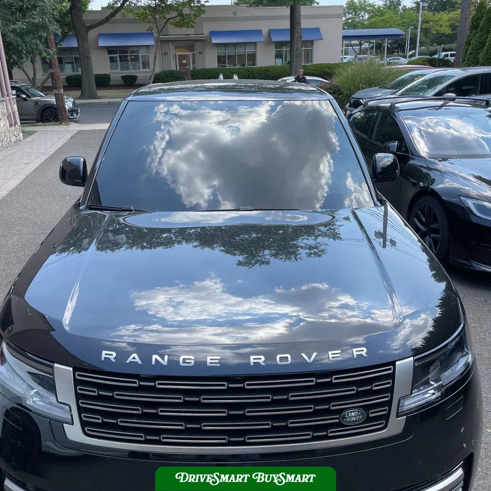 2024 Land Rover Range Rover SE P400
