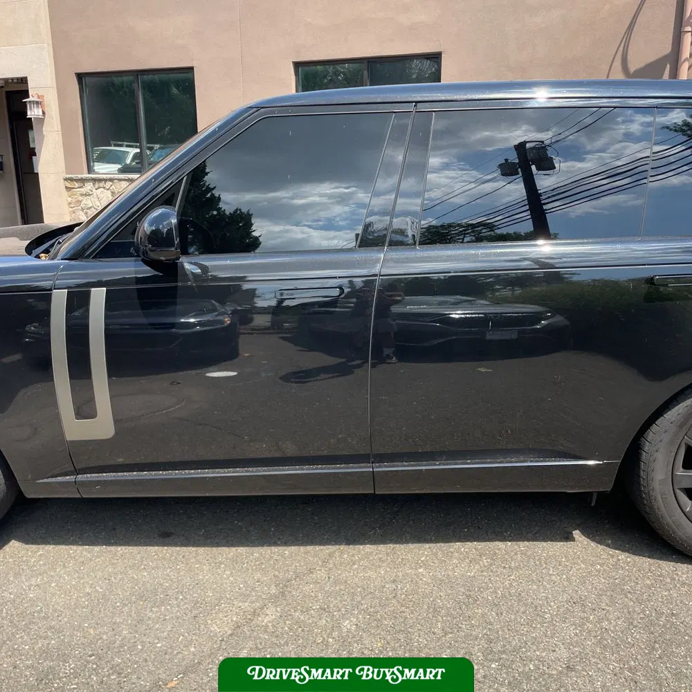 2024 Land Rover Range Rover SE P400