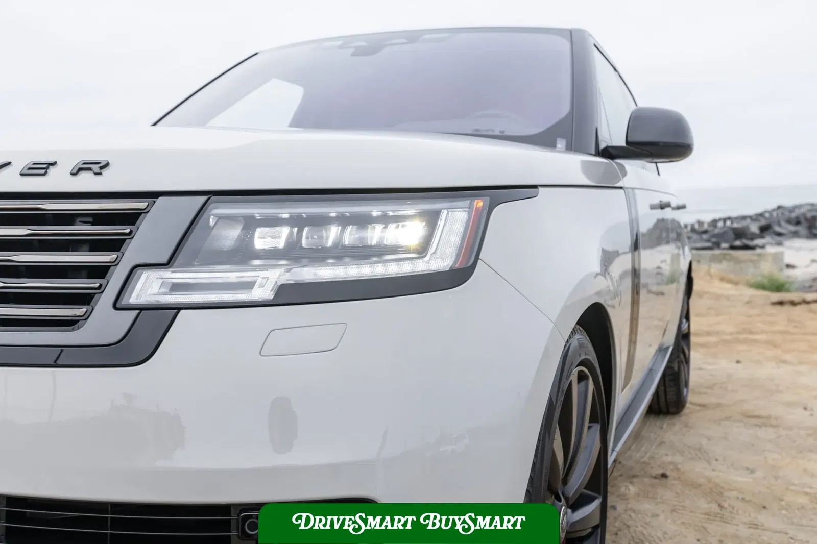 2023 Land Rover Range Rover SV