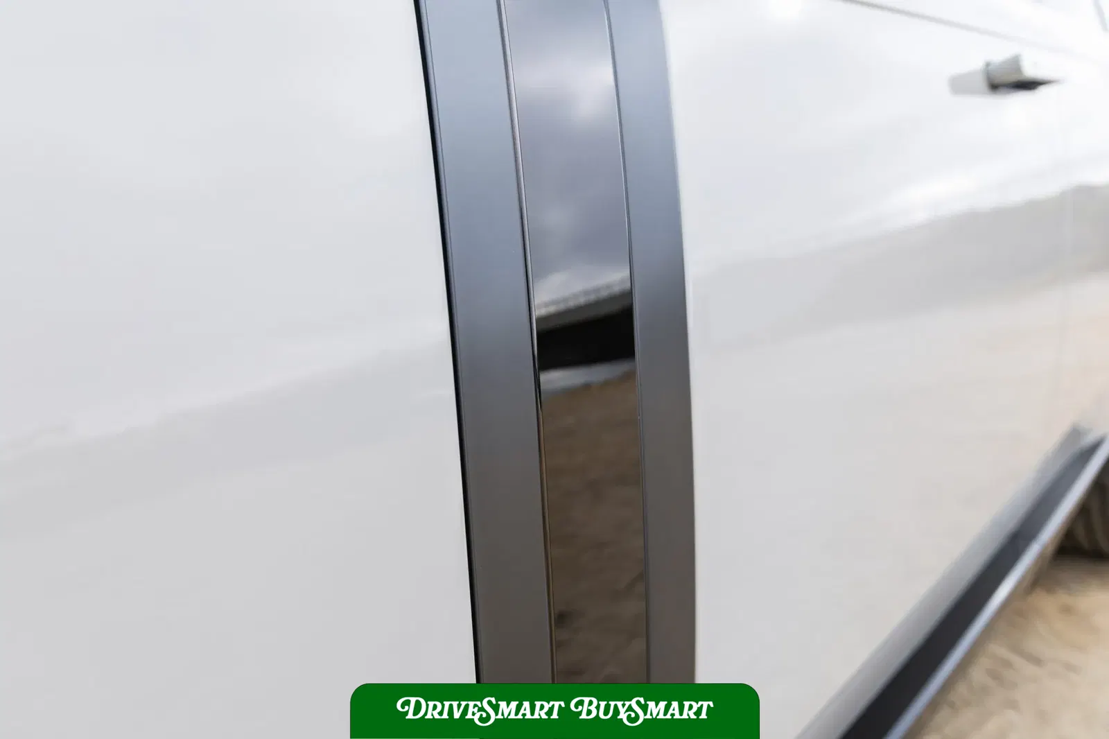 2023 Land Rover Range Rover SV