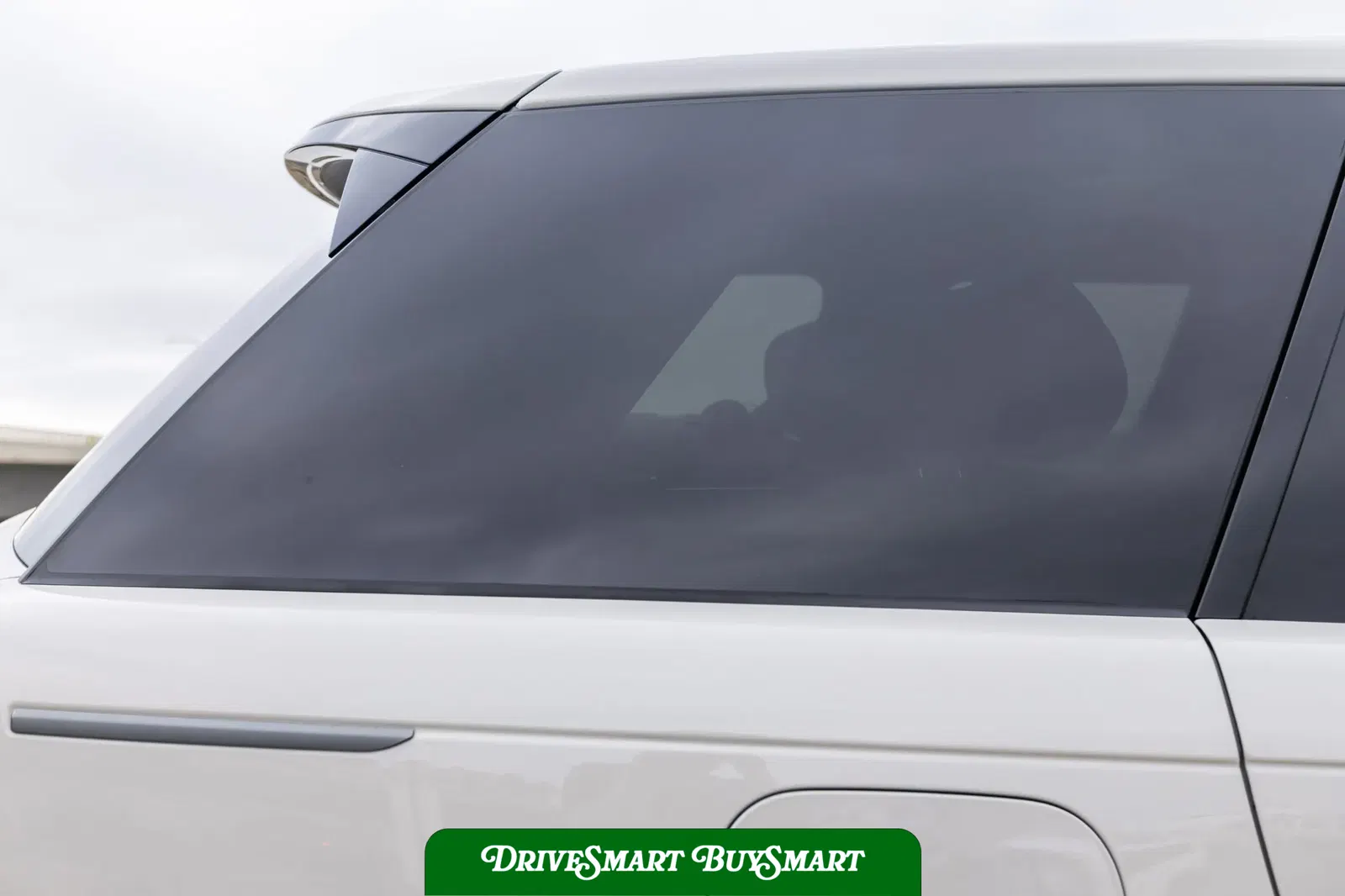 2023 Land Rover Range Rover SV
