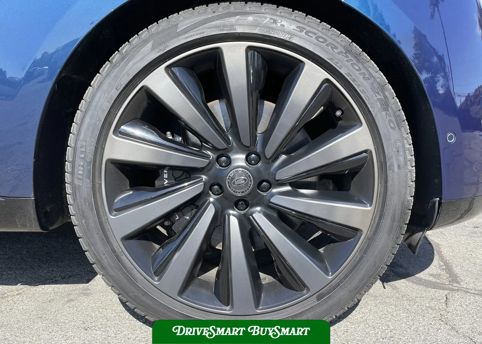 2023 Land Rover Range Rover P530 SV LWB