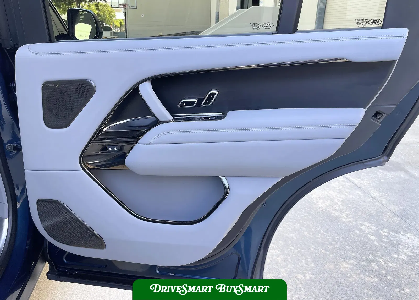 2023 Land Rover Range Rover P530 SV LWB