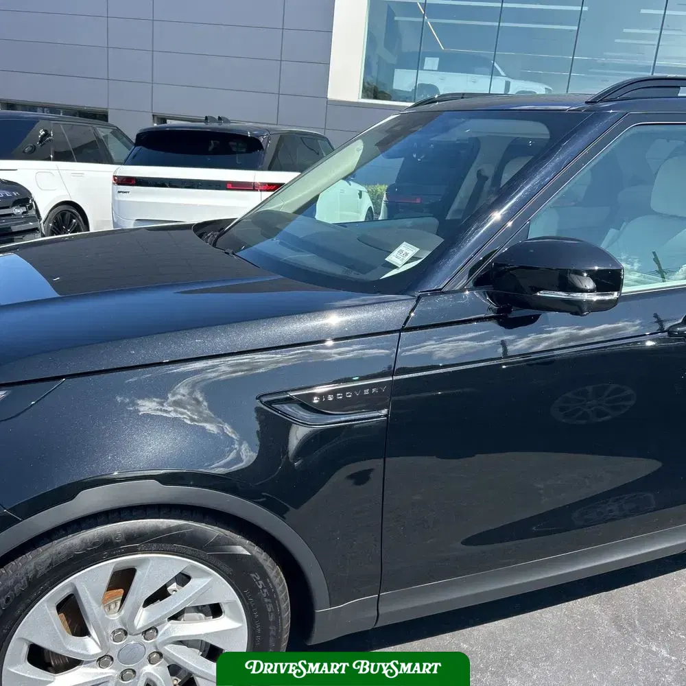 2025 Land Rover Discovery S P300
