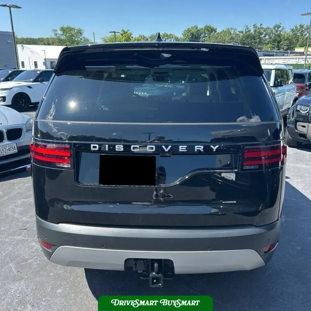 2025 Land Rover Discovery S P300
