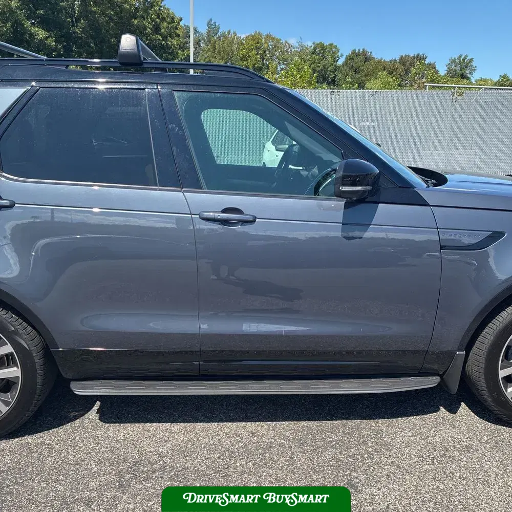 2024 Land Rover Discovery Dynamic SE P300