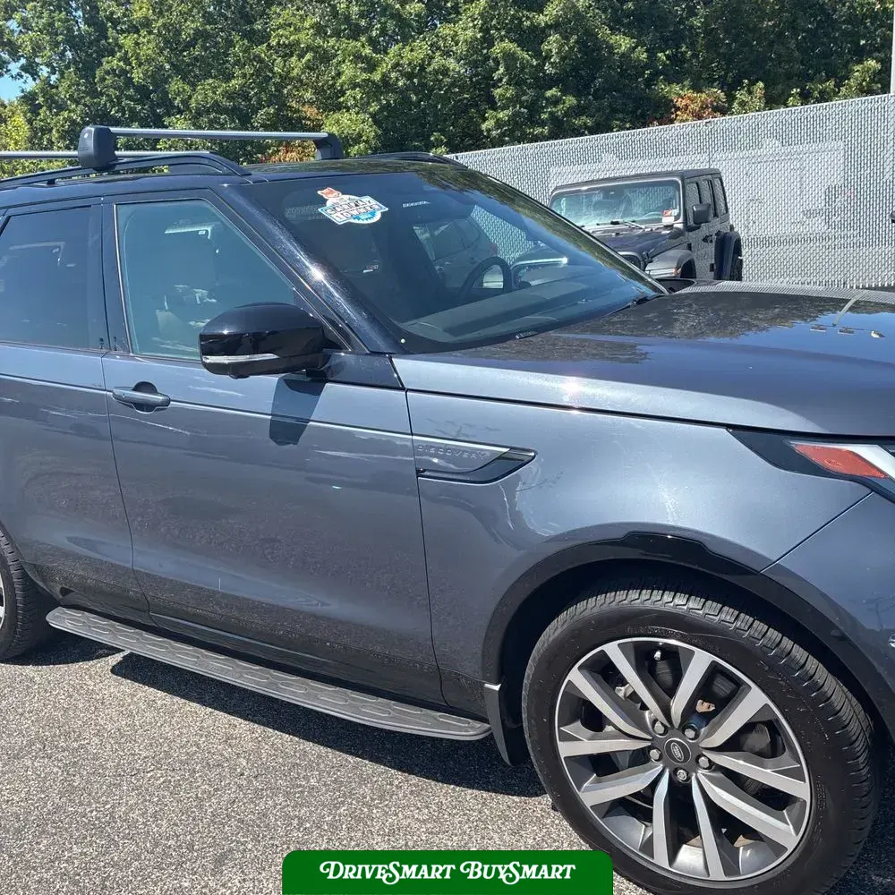 2024 Land Rover Discovery Dynamic SE P300