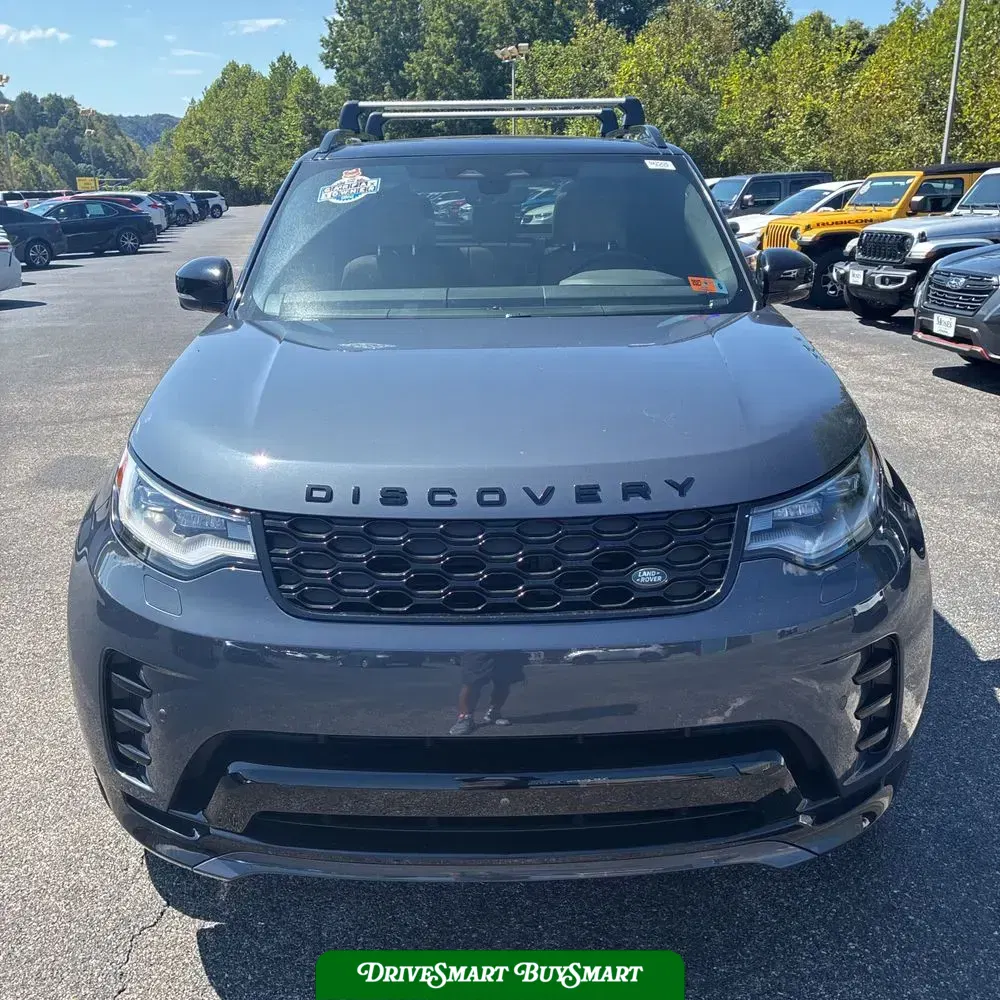2024 Land Rover Discovery Dynamic SE P300