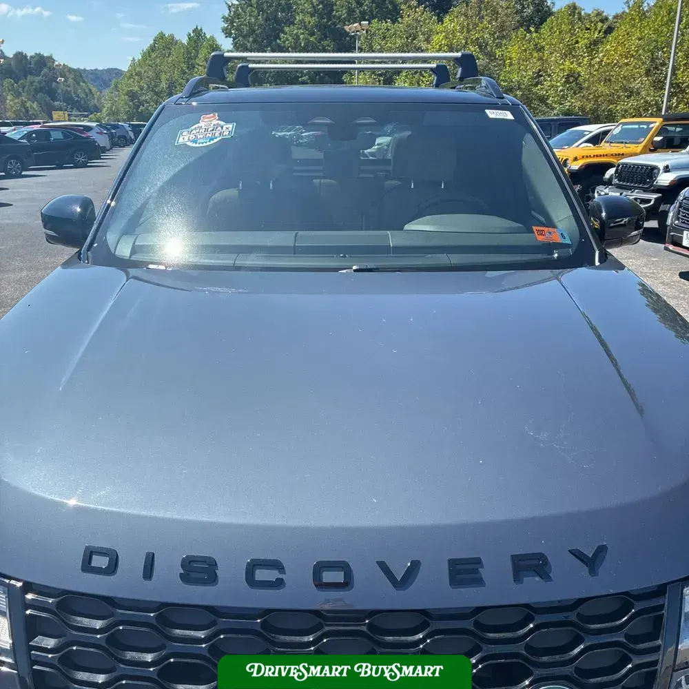 2024 Land Rover Discovery Dynamic SE P300