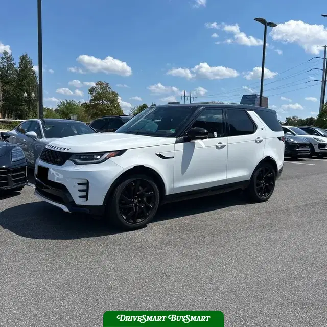 2024 Land Rover Discovery Dynamic SE P300