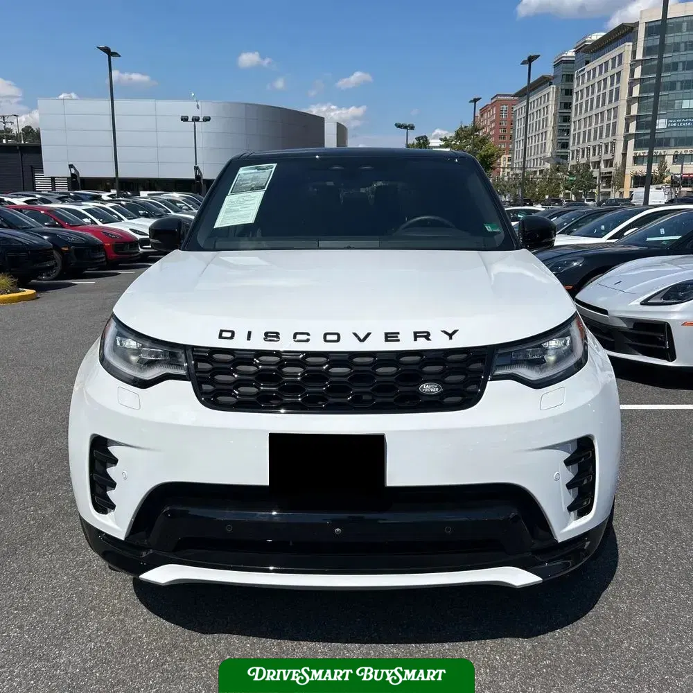 2024 Land Rover Discovery Dynamic SE P300